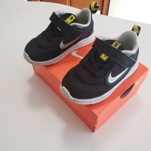 Toddler boys Nike Downshifter sneakers 7C Black